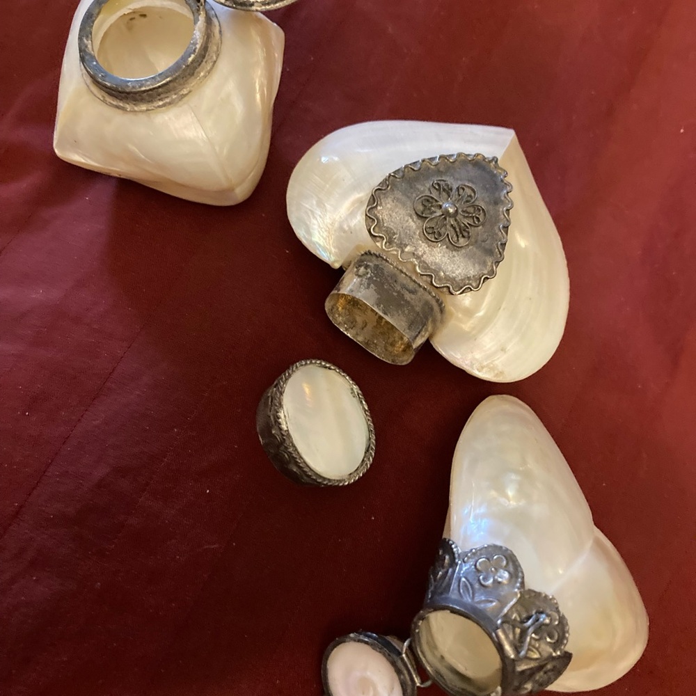 4 Vintage Sterling/Mother of Pearl snuff/pill Bottles - Picture 4 of 6